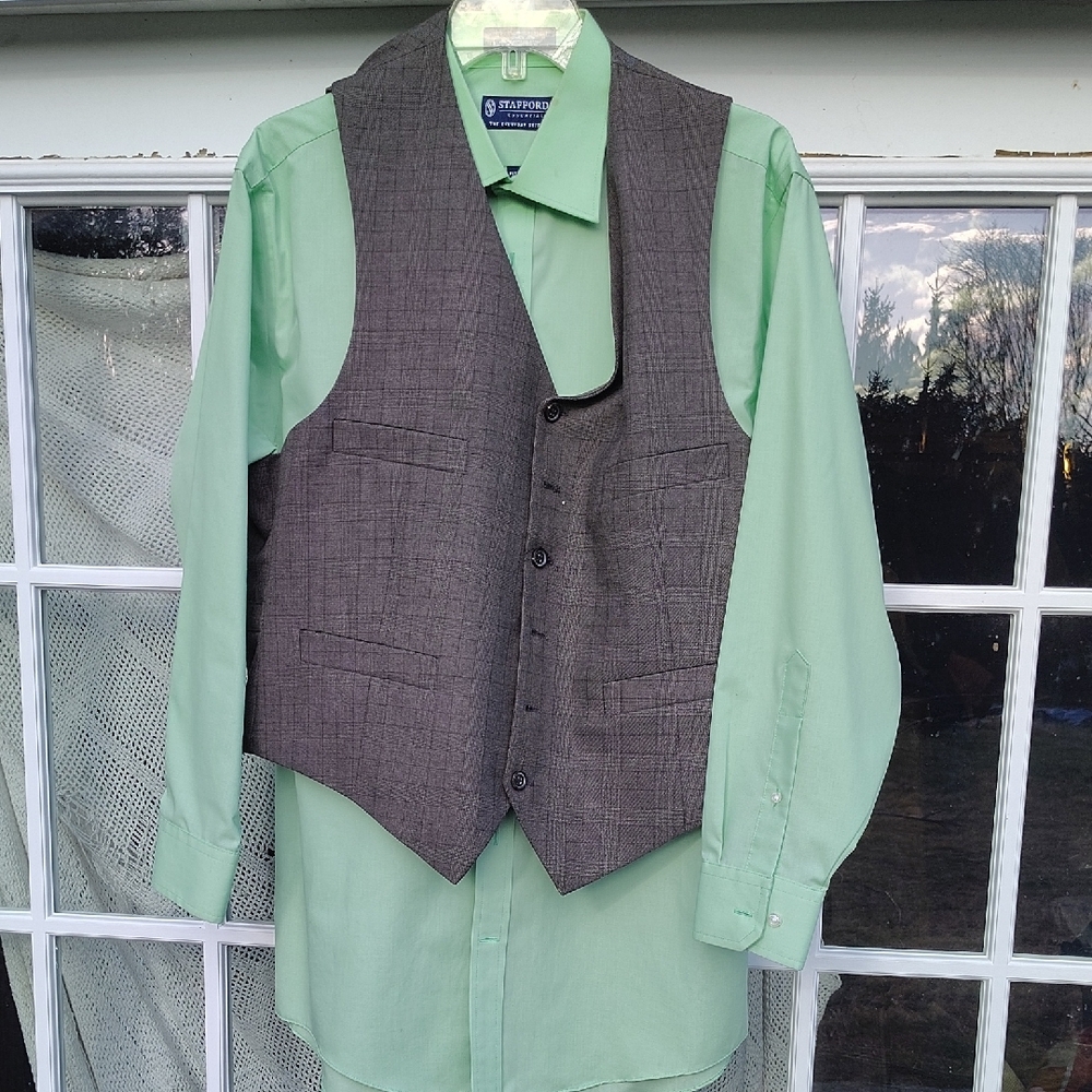 Stafford Green Dress Shirt with Gray Vest